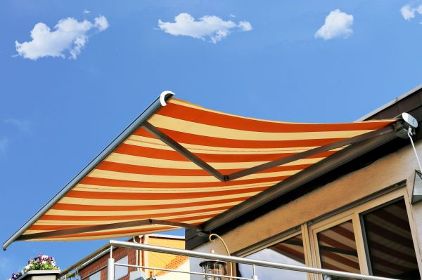 Awning Cleaning in Brentwood