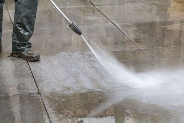 Concrete Power Washing in Brentwood