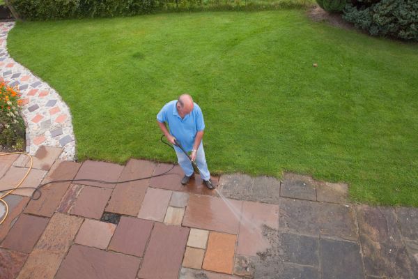 Pavers Pressure Washing in Brentwood