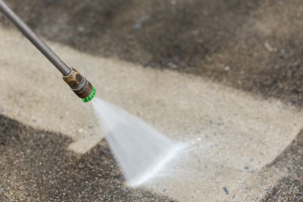 Concrete Patio Cleaning in Brentwood
