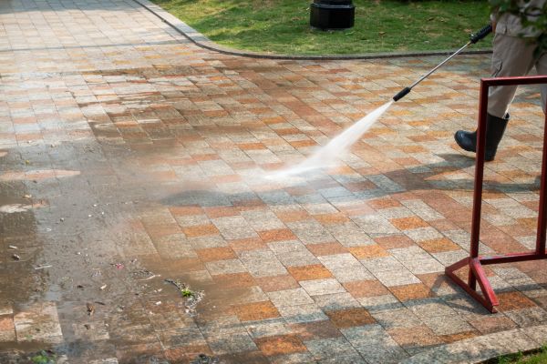 Pavers Washing in Brentwood