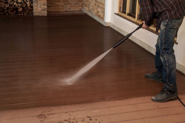 Porch Pressure Cleaning in Brentwood
