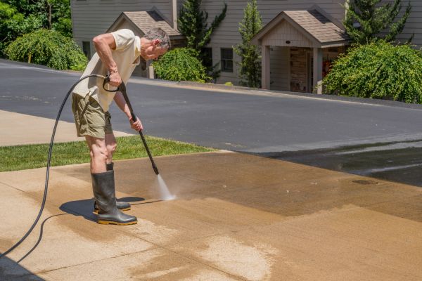 Concrete Dirt Removal in Brentwood