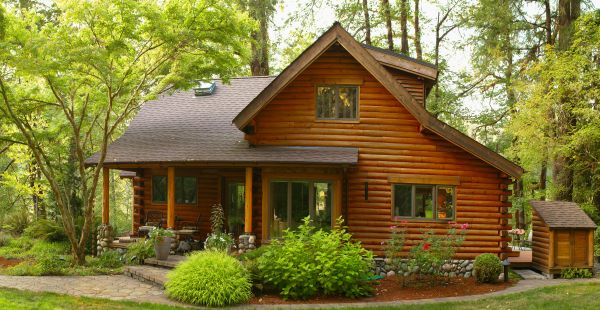 Cabin Power Washing in Brentwood